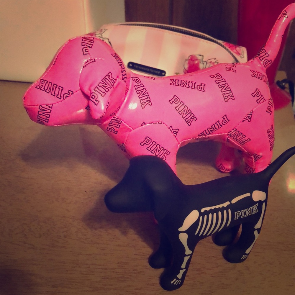 Pink dogz